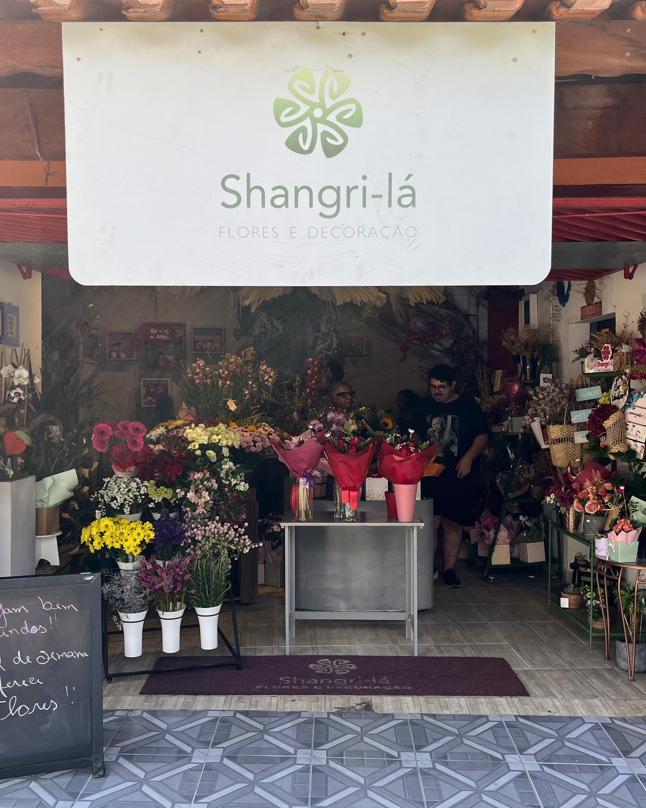 Buquê de flores naturais da Shangrilá Flores em Carapicuíba